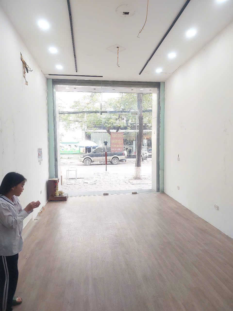 SIÊU HÓT - CHÍNH CHỦ CHO THUÊ MẶT BẰNG TẦNG 1 TẠI LÊ LỢI, NGÔ QUYỀN, HẢI PHÒNG - GIÁ RẺ - Ảnh 2