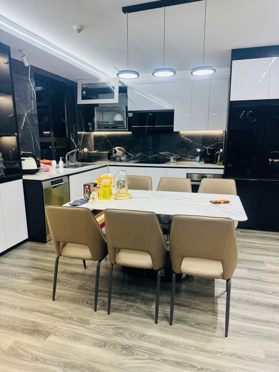 Siêu phẩm 3 ngủ 2 WC tòa Diamond Goldmark City DT 140m2  full nội thất long lanh mới tinh - Ảnh 4