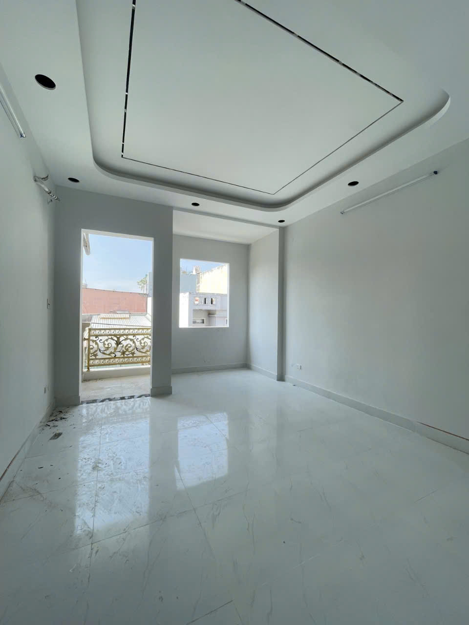 Lê Văn Quới gần 4 xã giápTân Phú hẻm 5m thông xe hơi vào nhà 56m2,3Tầng 5tỷ350 - Ảnh 2