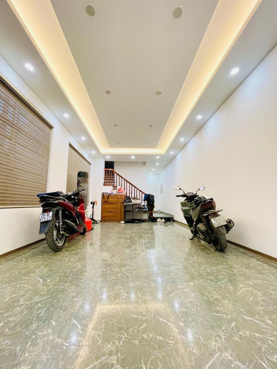 Bán nhà Lô Góc Ôtô tránh-Lạc Long Quân,Cầu Giấy 60/65m, 6Tầng, MT 4.5m 21.5 Tỷ - Ảnh 1