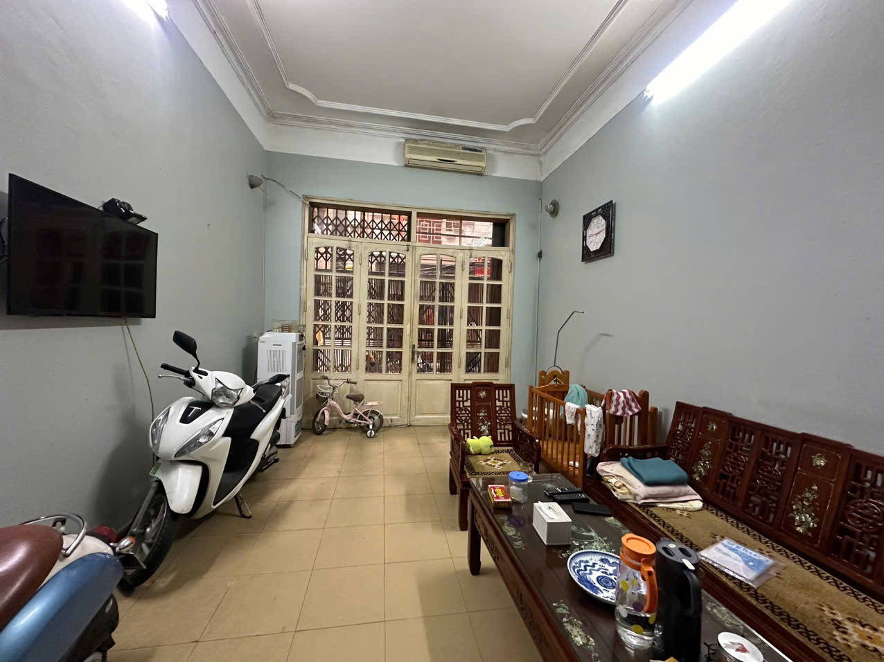 Bán Nhà Lê Thanh Nghị. Hai Bà Trưng. Ô Tô. Kinh Doanh. DT 70m2. MT 4m. 4 Tầng. Giá 27,8 Tỷ. - Ảnh 1