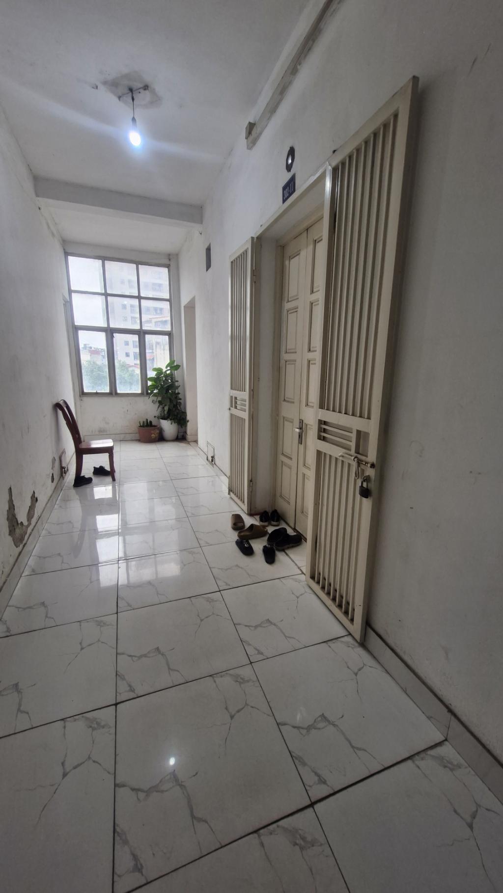 BÁN CĂN HỘ CC - AN DƯƠNG VƯƠNG - TÂY HỒ - DT 72M2 - GIÁ  3,85 TỶ - SỔ ĐỎ - Ảnh 3