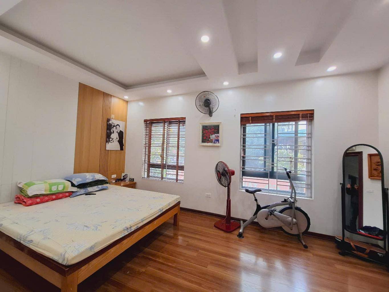 NHỈNH 8 TỶ-#LÊ_HỒNG_PHONG- TT HÀ ĐÔNG -40m2 NHÀ DÂN XÂY - TẶNG NỘI THẤT - 2 THOÁNG VĨNH VIỄN - Ô TÔ - Ảnh chính