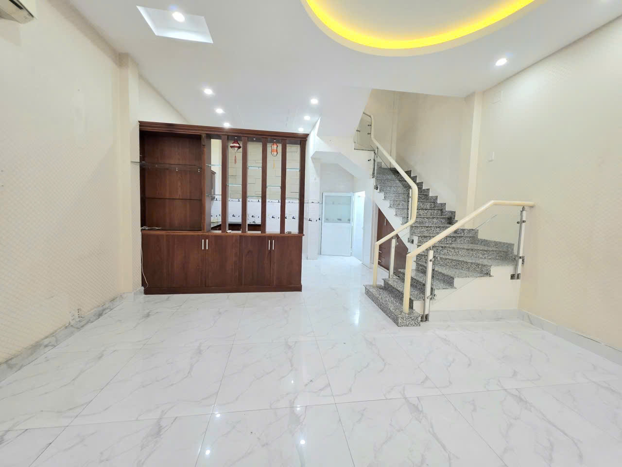 SIÊU PHẨM CHÍNH CHỦ - 4 TẦNG BTCT - 4PN LÓN - P2 PHÚ NHUẬN - PHAN ĐĂNG LƯU - GẤP BÁN 8.2 TỶ - VIP - Ảnh 4