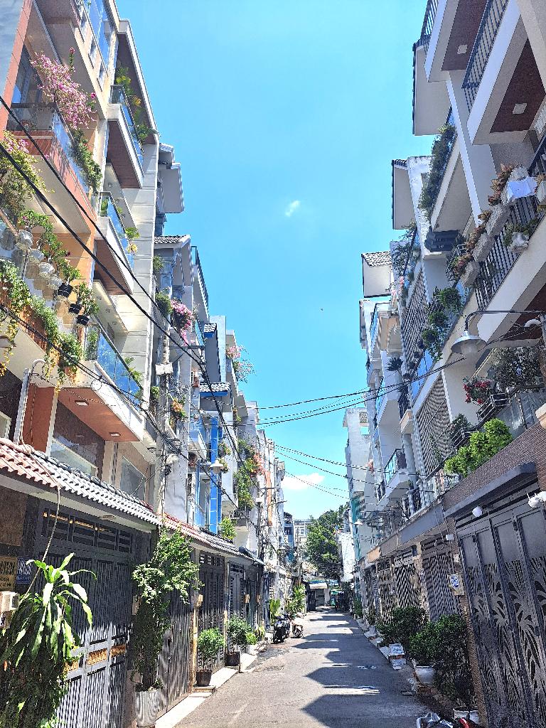 NHÀ BÁN - KHU PHÂN LÔ - HXH VÀO NHÀ - GẦN CHUNG CƯ DREAMHOME P14 GV - DT 64M² - 5 TẦNG CHỈ HƠN 7 TỶ - Ảnh chính