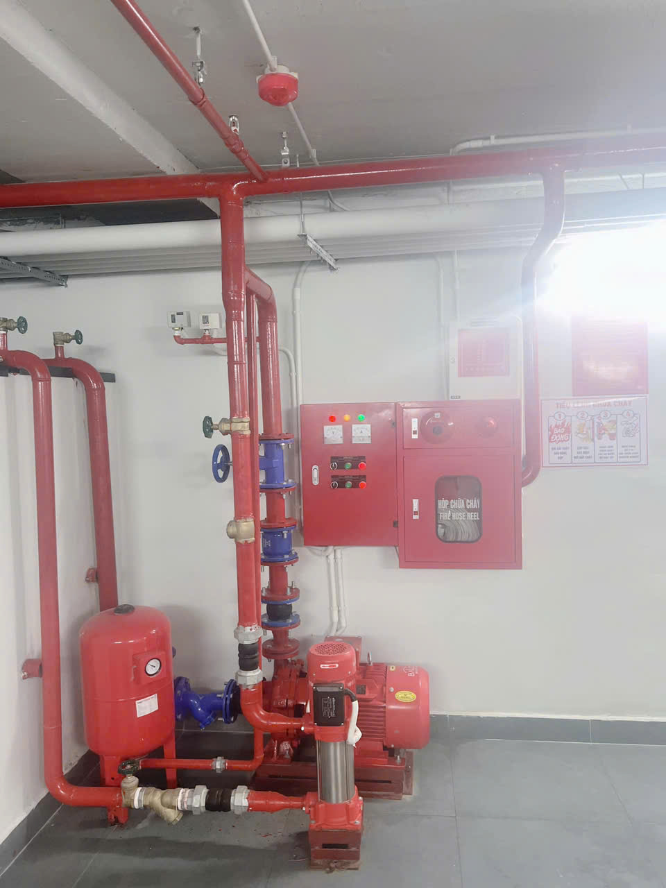 Bán toà nhà văn phòng View hồ Ngọc Khánh - 80m x MT6m - Ô tô tránh đường thông các ngả - Ảnh 3