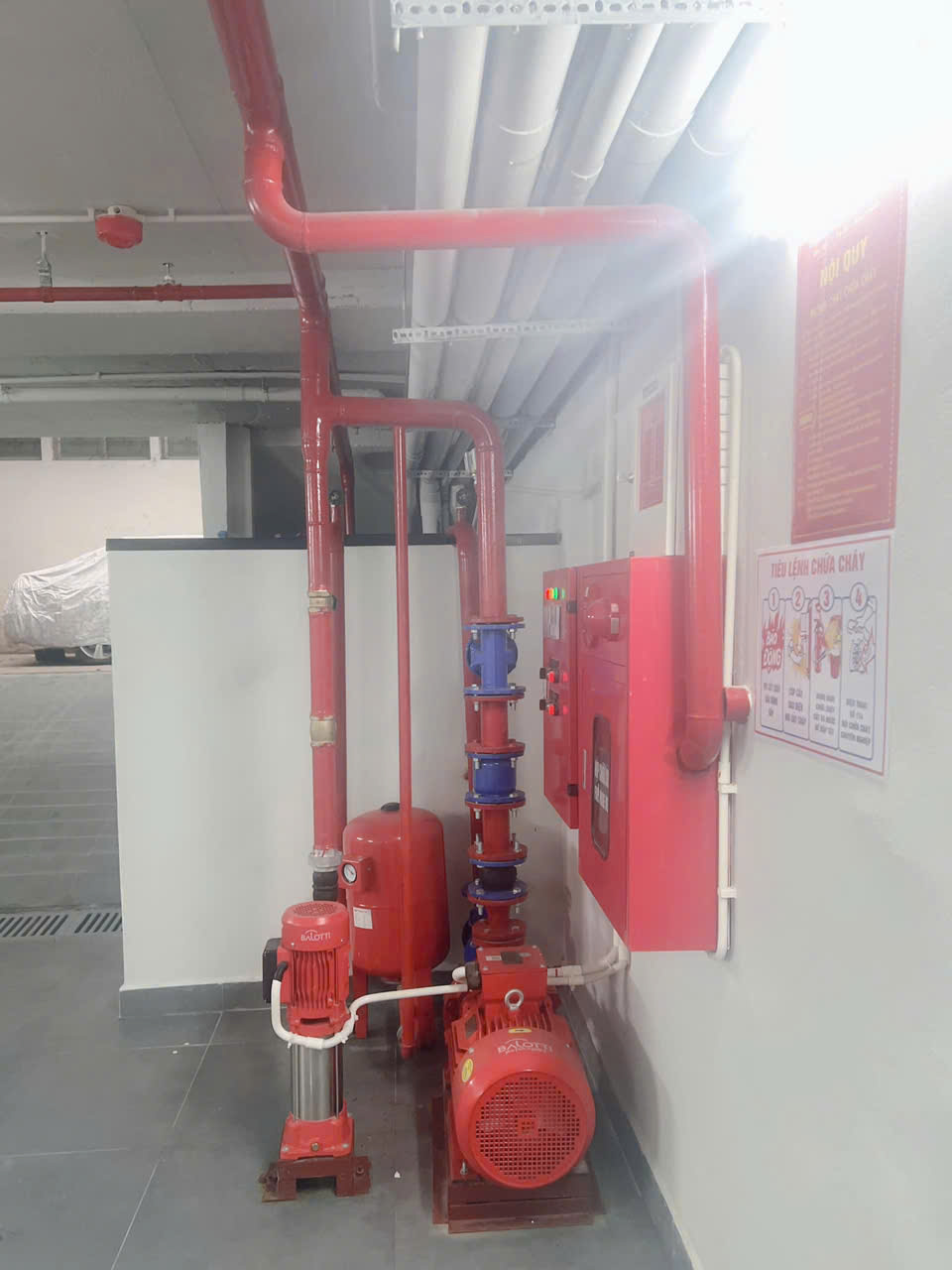 Bán toà nhà văn phòng View hồ Ngọc Khánh - 80m x MT6m - Ô tô tránh đường thông các ngả - Ảnh 4