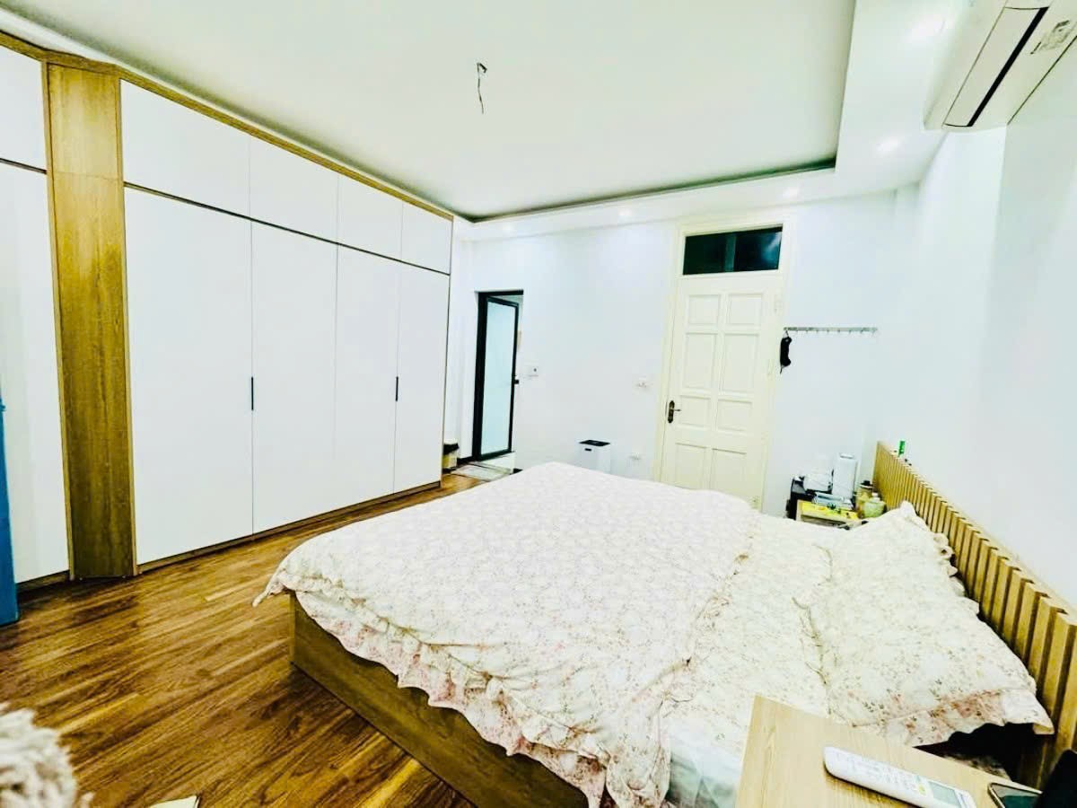 CHÍNH CHỦ CẦN TIỀN BÁN GẤP NHÀ PHỐ HỒ TÙNG MẬU CẦU GIẤY 40m2 x 5 TẦNG NHỈNH 8 TỶ Ô TÔ KD - Ảnh 2