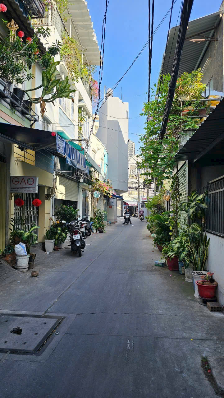 MẶT TIỀN KINH DOANH NGAY CHỢ P16Q4 <br>NGANG 3,4 X 17 ĐÚC BÊ TÔNG <br>CÓ 5 TỶ - Ảnh chính