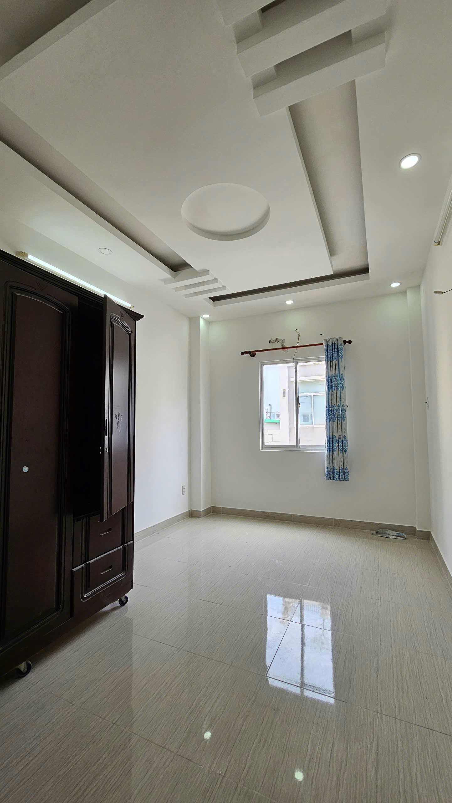 Cạnh Mặt Tiền Bến Vân Đồn thông Nguyễn Khoái Q4 <br>3 bước tới Q1,Q2,Q3,Q5...<br>DIỆN TÍCH ĐẤT 39,9M<br>5 - Ảnh 3