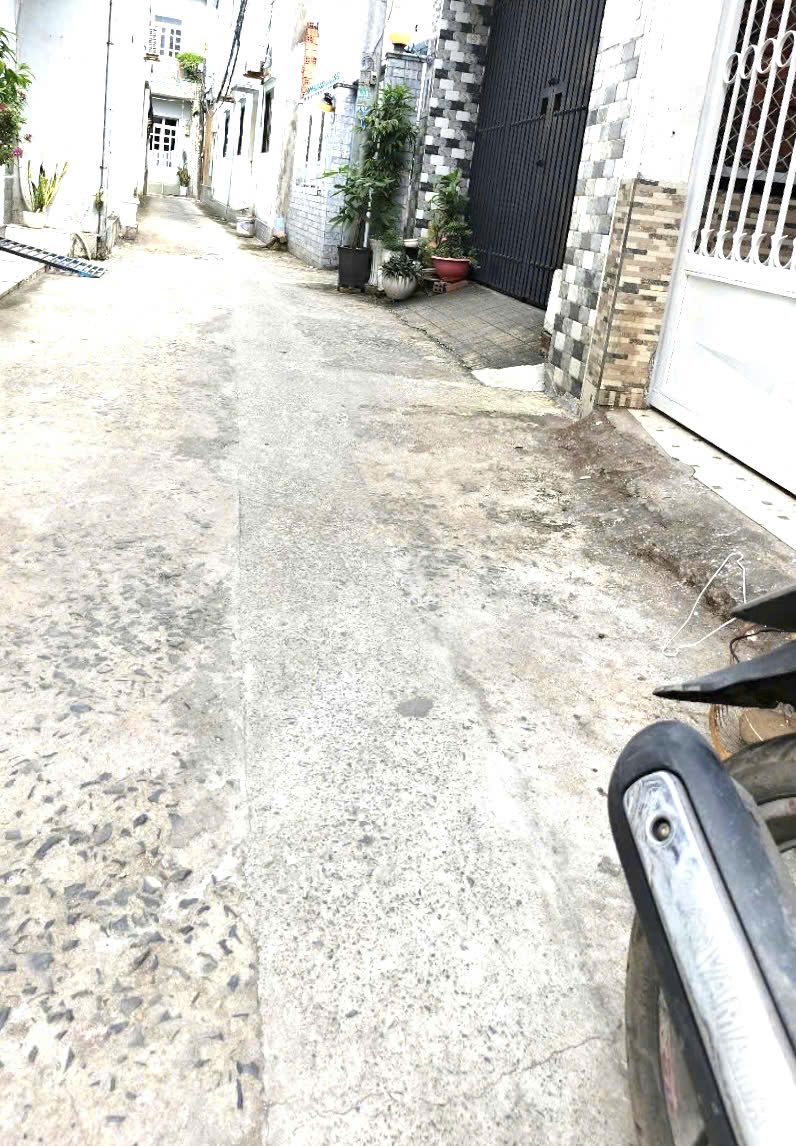 BÁN NHÀ NGÕ Q.2, GIÁ 2.5 TỶ - 30M2 SỔ HỒNG CHÍNH CHỦ - VỊ TRÍ ĐẮC ĐỊA - Ảnh 3