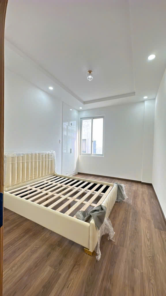 BÁN NHÀ 4 TẦNG, 48M2, <br>CẠNH MẶT TIỀN  KHÁNH HỘI, QUẬN 4<br>NGANG 3.95 X 12.05 M - Ảnh 2