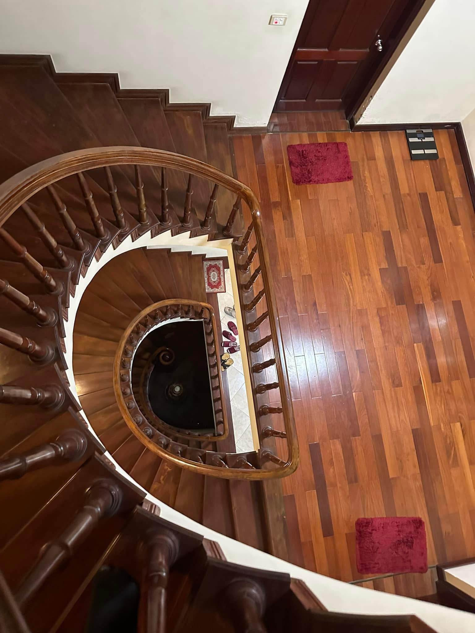 Biệt thự giữa trung tâm, 250m 4 tầng mặt tiền 7,5m 79 tỉ, chủ nhà làm to cực kỳ có lộc - Ảnh chính
