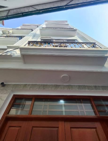 5.6 tỷ có NHÀ 5 tầng 32m CẦU DIỄN mới nguyên ở ngay - Ảnh chính