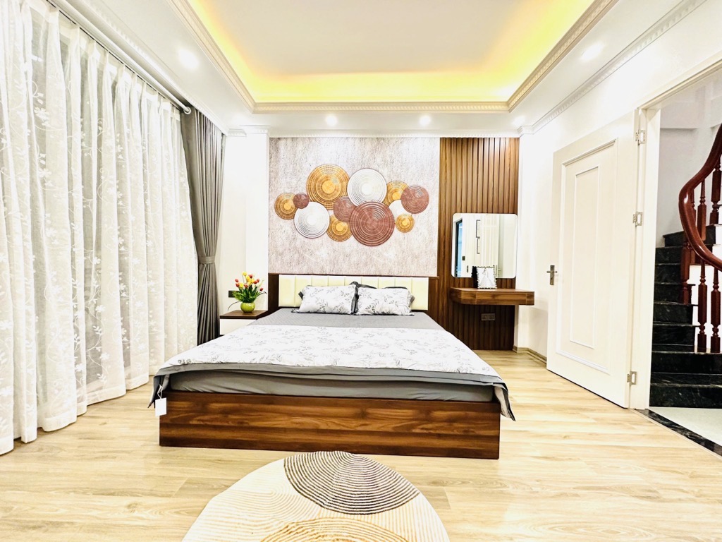 NHÀ XÂY MỚI CHỦ TẶNG FULL NỘI THẤT, TRUNG TÂM CẦU GIẤY TIỆN ÍCH, - Ảnh 3