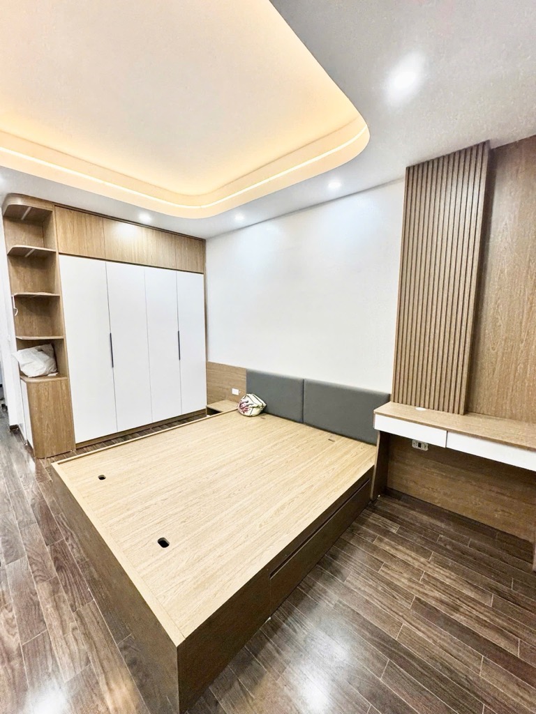 TRUNG TÂM CẦU GIẤY - NHÀ ĐẸP Ở NGAY - OTO QUA NHÀ VÀO NHÀ - KINH DOANH SẦM UẤT - Ảnh 2