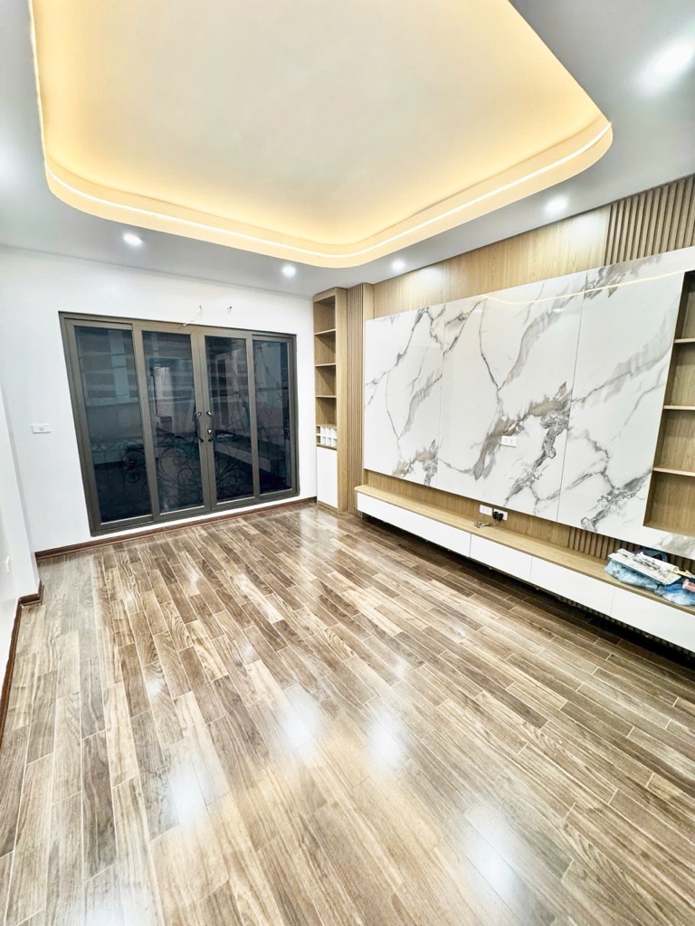 TRUNG TÂM CẦU GIẤY - NHÀ ĐẸP Ở NGAY - OTO QUA NHÀ VÀO NHÀ - KINH DOANH SẦM UẤT - Ảnh 4