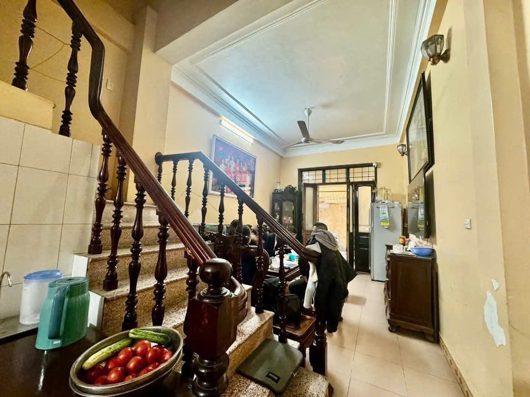 NHÀ MẶT NGÕ Ô TÔ - KINH DOANH -KHU PHÂN LÔ DÂN TRÍ CAO Trần Quốc Hoàn 40m, 5T,14.9 tỷ Cầu Giấy - Ảnh chính