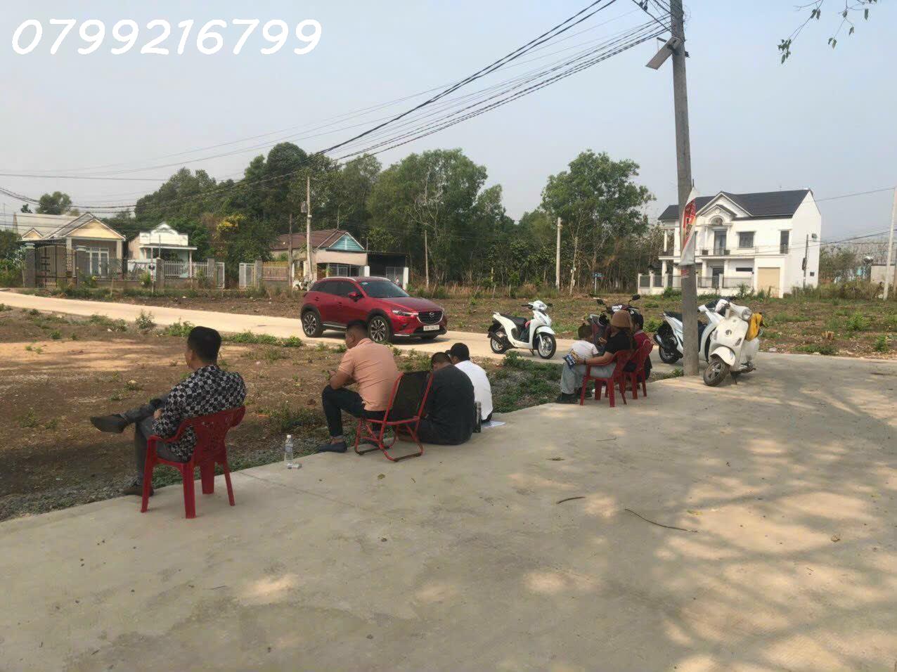 Đất nền giá rẻ sổ riêng thổ cư 1 tỷ 150/nền. Gần chợ Sông Trầu , ủy ban xã , thác đá hàn.LH 0799 - Ảnh chính