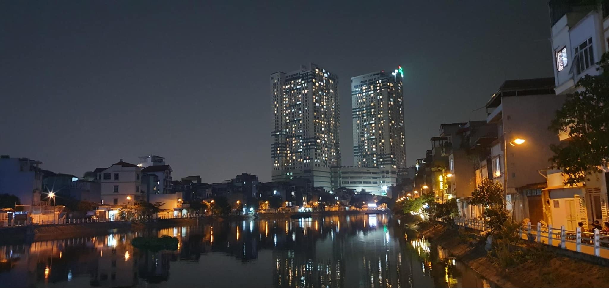 Bán đất mặt hồ Ngọc Lâm, 250m, mặt tiền 12m, cạnh đường Hồng Tiến 40m kéo dài - Ảnh chính