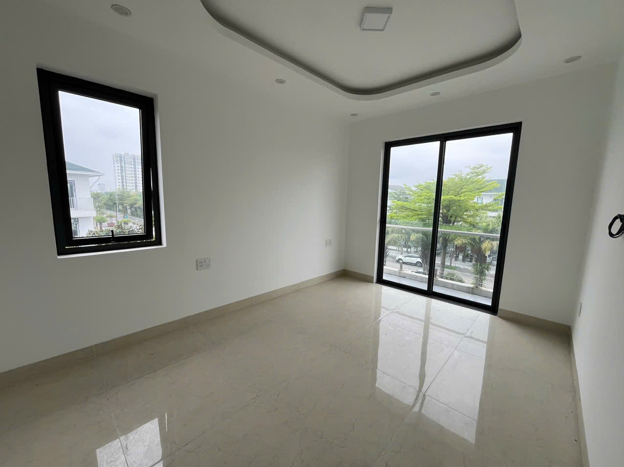 🏡 🏠 CHO THUÊ NHÀ 3 TẦNG - CĂN GÓC 2 MẶT TIỀN ĐƯỜNG LỚN ECOGARDEN - Ảnh 1