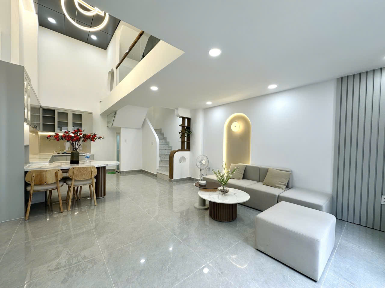 NHÀ ĐẸP - KIẾN TRÚC SƯ THIẾT KẾ - TRƯƠNG ĐĂNG QUẾ - P1 GÒ VẤP - 5 TẦNG - 4PN LỚN - HẺM 5M - BÁN 7.9 - Ảnh 4