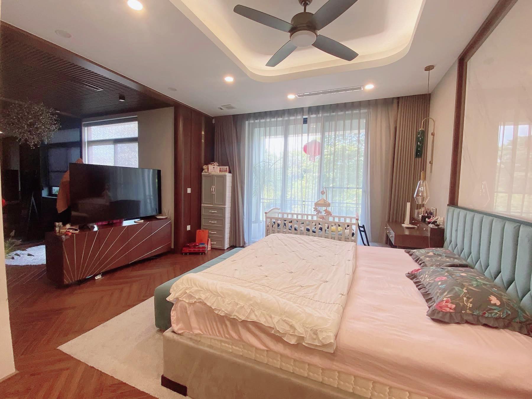 💥 Biệt Thự Ciputra , Tây Hồ , Diện Tích 250M, Mặt Tiền 10m, 4 Tầng , Gía chỉ 87 Tỷ - Ảnh 4