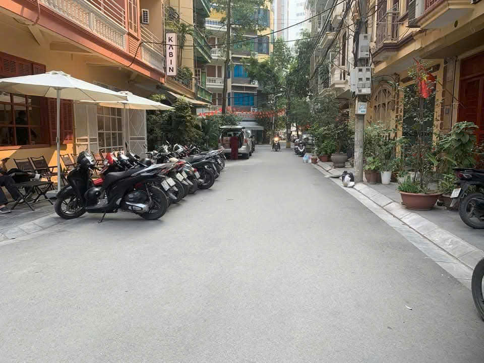 PHÂN LÔ NGUYỄN KHÁNH TOÀN, ÔTÔ TRÁNH, VỈA HÈ KINH DOANH, 56M2, 2 THOÁNG, HƠN 16TỶ - Ảnh chính
