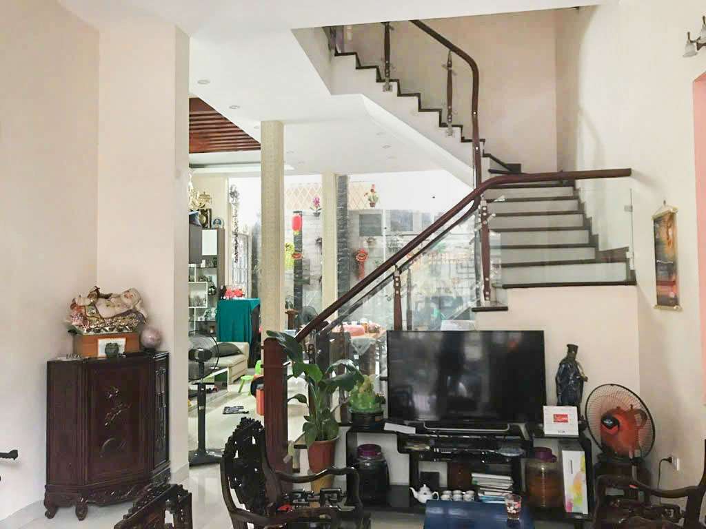 Bán nhà 4 tầng vị trí trung tâm Bồ Đề Long Biên ngõ oto tránh rộng 100m mặt tiền: 5m 23 tỷ - Ảnh 1
