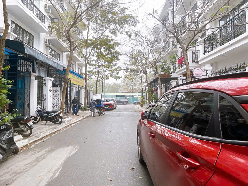 BÁN NHÀ PHÂN LÔ PHỐ TAM TRINH, HOÀNG MAI, 114.7M2, 6T, THANG MÁY, KD VĂN PHÒNG, 24.5 TỶ - Ảnh chính