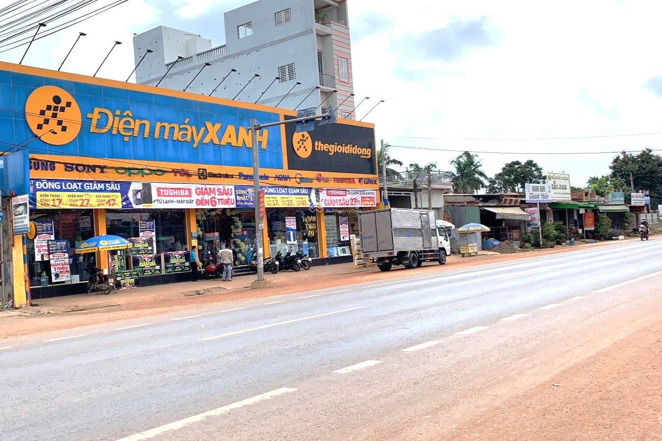 LÔ ĐẤT NGAY NGÃ 3 CHƠN THÀNH NHÀ HIỆN HỮU CẶP KCN MINH HƯNG CHƠN THÀNH 290TR - Ảnh 1