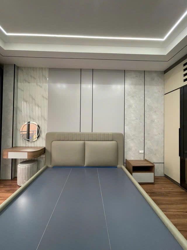 SIÊU PHẨM Nguyễn Văn Cừ 40m,7 tầng,THANG MÁY-ÔTÔ TRÁNH-GARA-FULL NT,NGÕ THÔNG,KDOANH,GIÁ 12.x tỷ - Ảnh 3