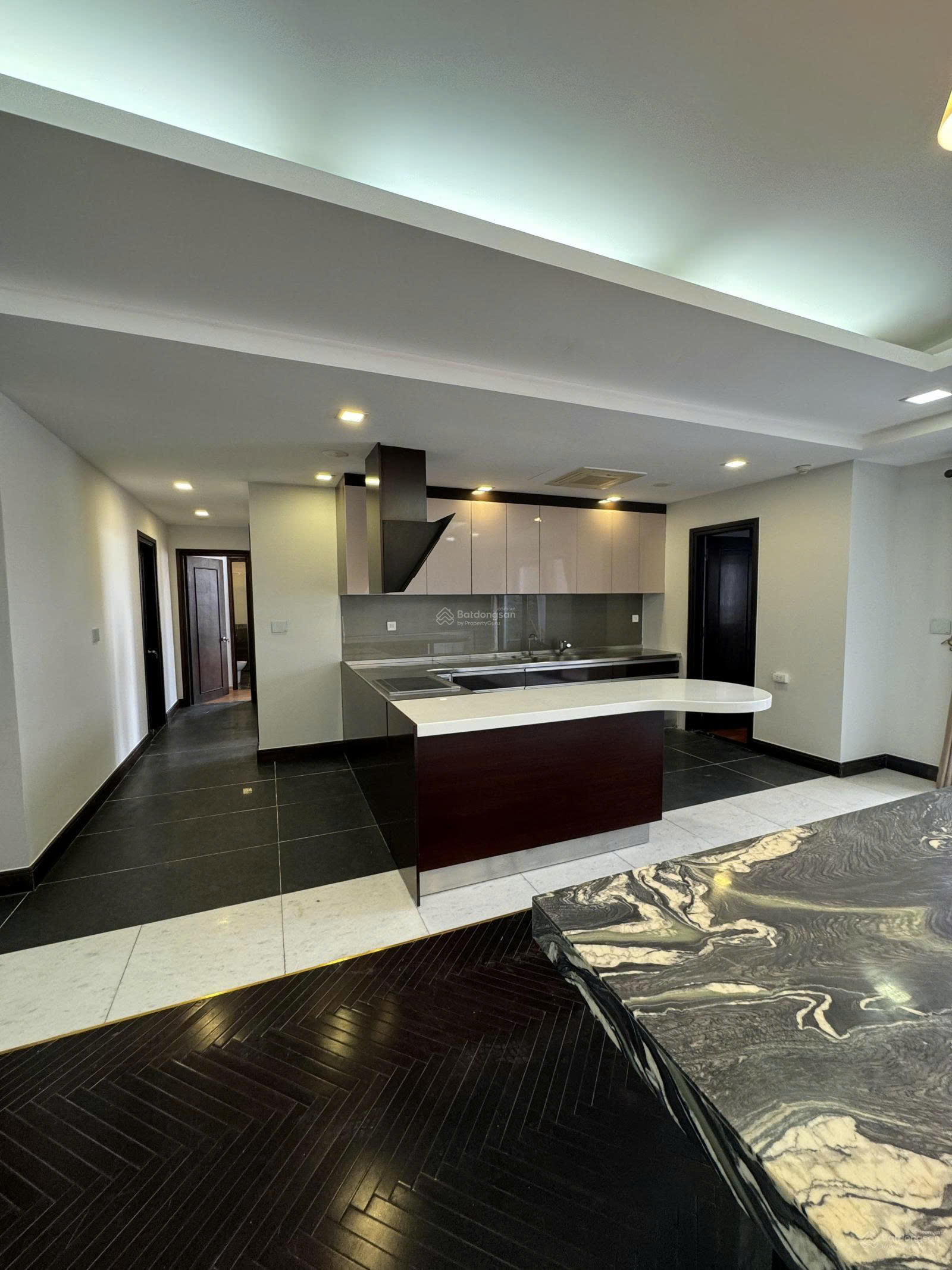 BÁN CĂN HỘ CAO CẤP VINACONEX CHỢ MƠ – 178M² – 3PN + 1P GIÚP VIỆC 3WC, 2 BAN CÔNG GIÁ CHỈ 47 TRIỆU/M² - Ảnh 2