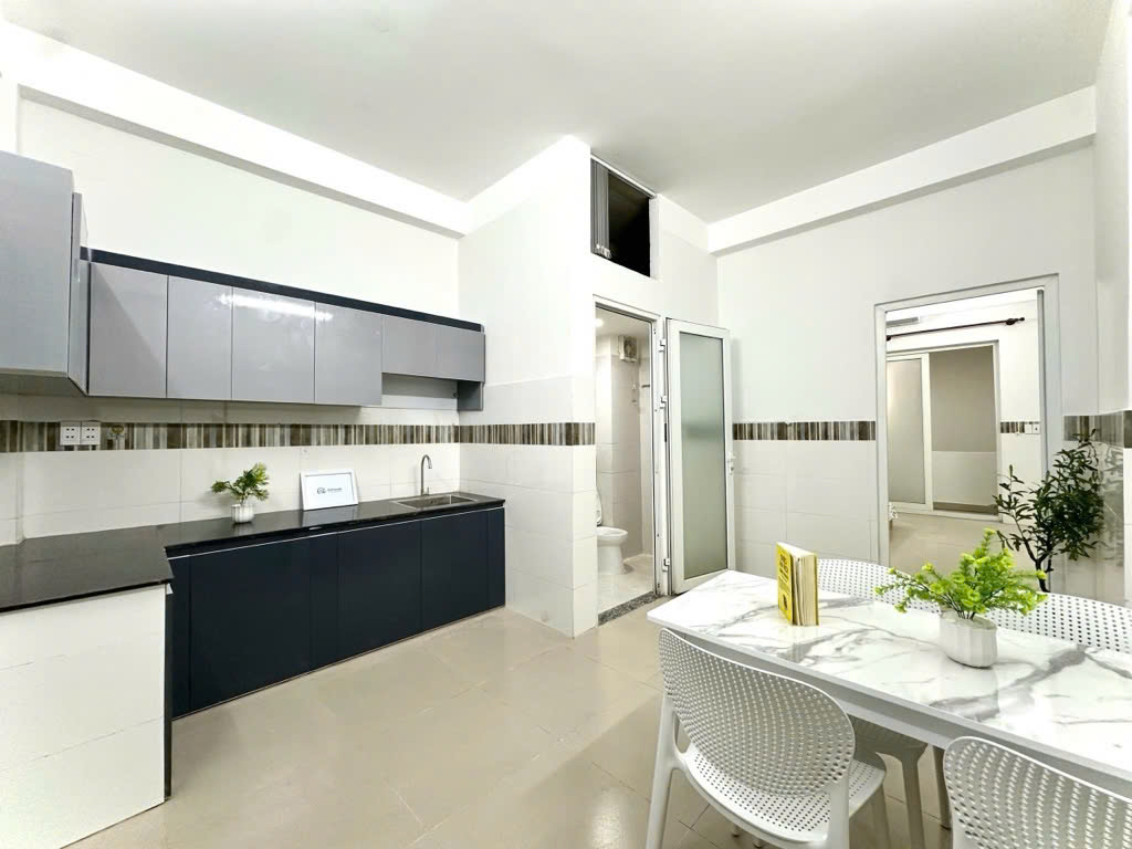 NHÀ VƯỜN LÀI - CÓ THANG MÁY - PHÙ HỢP KINH DOANH, CHO THUÊ -  DT SÀN HƠN 450M2 - NHỈNH 9 TỶ - Ảnh chính