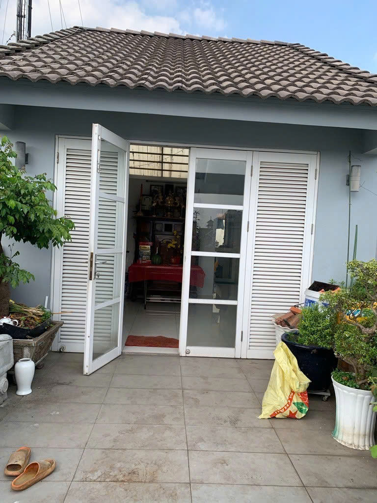 MẶT TIỀN KINH DOANH ĐA NGÀNH - 74M2 - 5 TẦNG - GẦN UBND - NHỈNH 11 TỶ - SỔ RIÊNG - Ảnh 1
