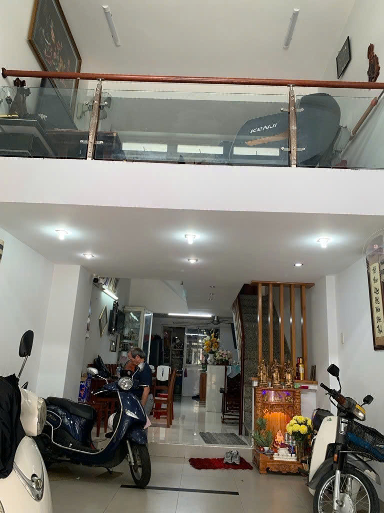 MẶT TIỀN KINH DOANH ĐA NGÀNH - 74M2 - 5 TẦNG - GẦN UBND - NHỈNH 11 TỶ - SỔ RIÊNG - Ảnh chính