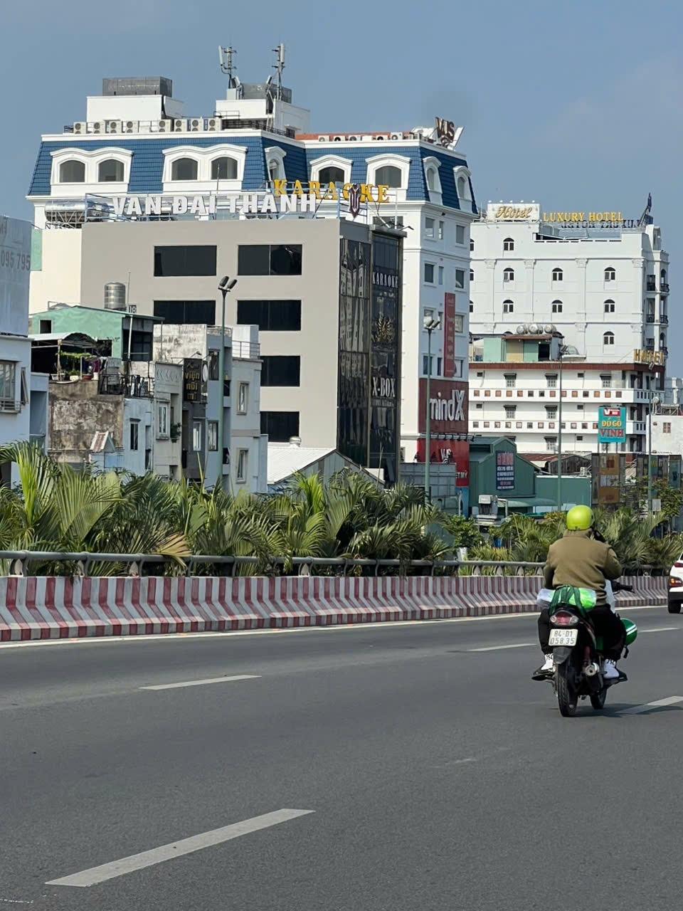 Biệt thự thông sàn 5 tầng – đang cho thuê 50tr/th – vị trí độc tôn hiệp bình chánh - Ảnh 4