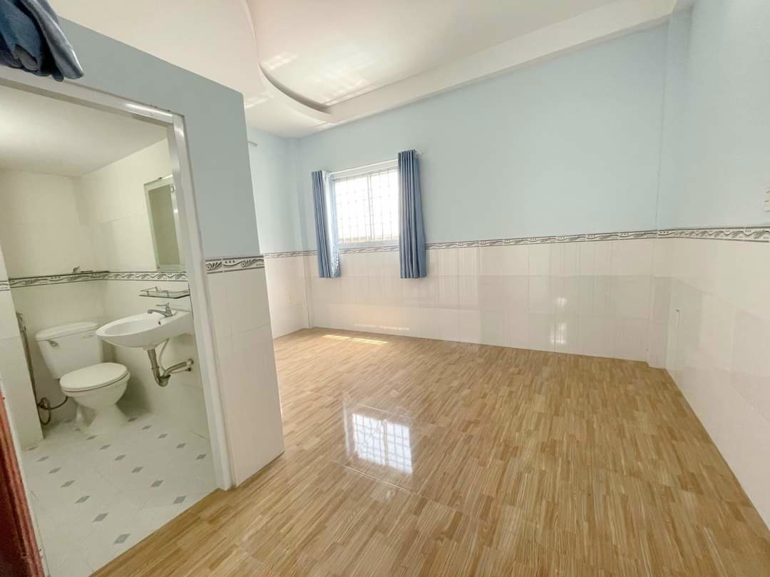 Cực hot Nhà HXH Gò Cát, Phú Hữu, Q.9. DT:151m2, 4PN chỉ 5,35tỷ - Ảnh 1