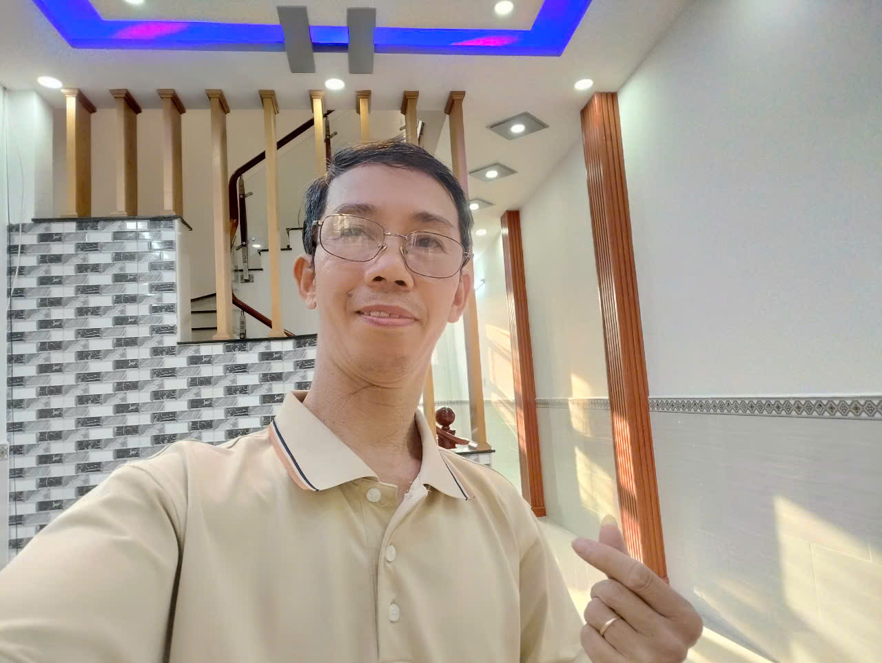 Siêu Phẩm  nhà Đ số 21 Mã Lò Giáp Lê Văn Quới hẻm xe hơi thông 56m2,4 Tầng Nhỉnh 4 tỷ - Ảnh 1