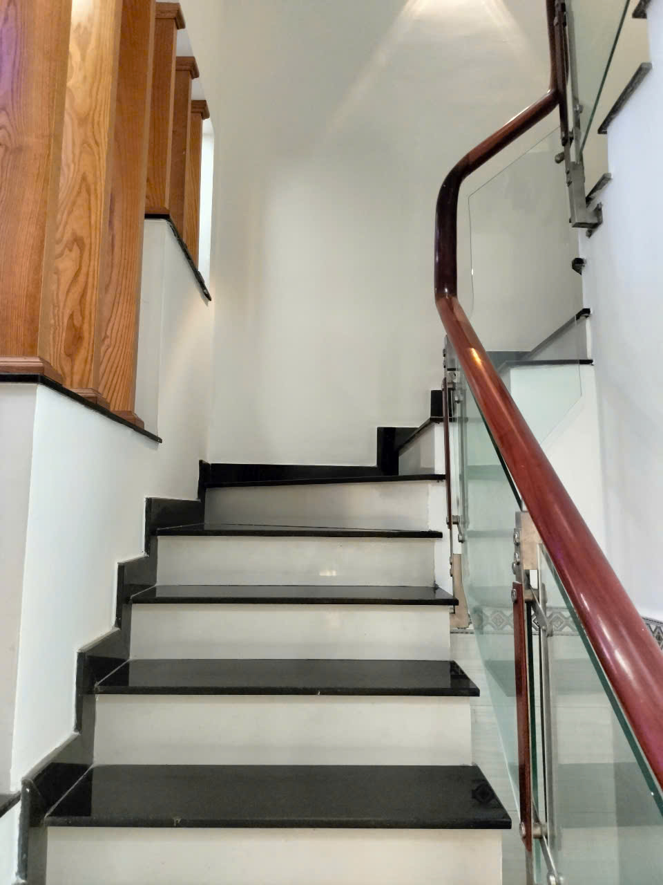 Siêu Phẩm  nhà Đ số 21 Mã Lò Giáp Lê Văn Quới hẻm xe hơi thông 56m2,4 Tầng Nhỉnh 4 tỷ - Ảnh 3