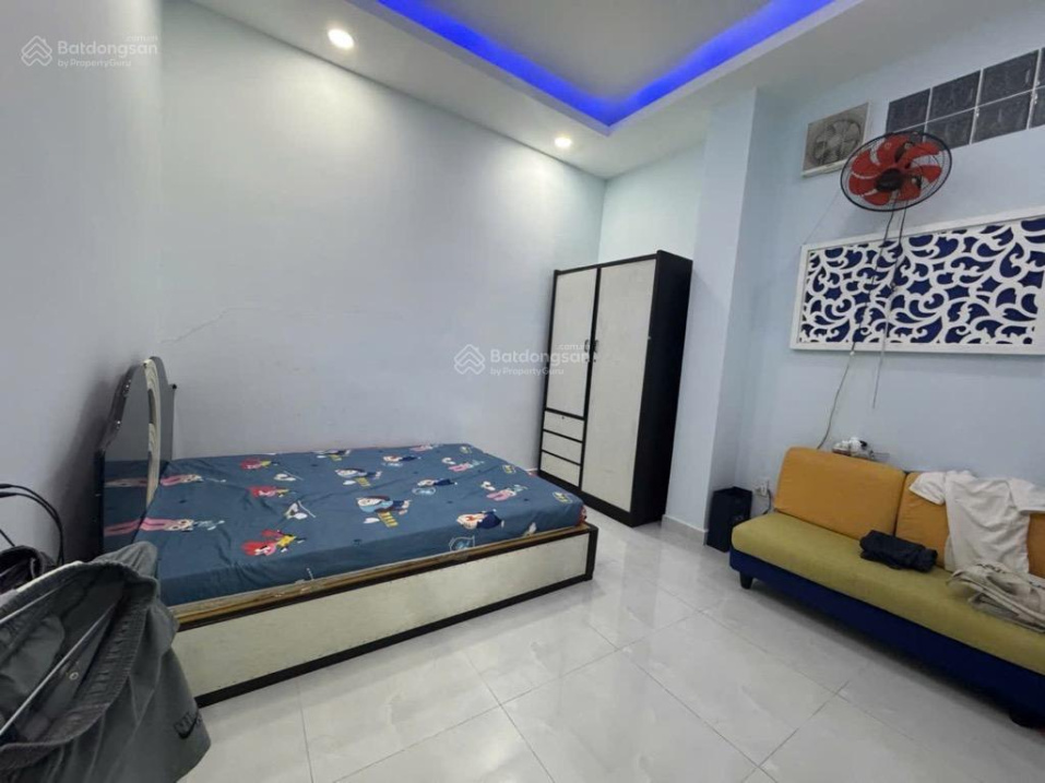Nhà 2 tầng, Đỗ Xuân Hợp, PLB, 120m2, ngang 8m, đường thông xe hơi 7c, nhỉnh 7 tỷ - Ảnh 2