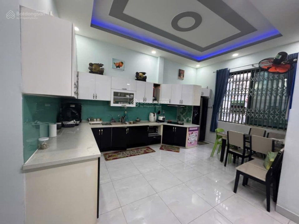 Nhà 2 tầng, Đỗ Xuân Hợp, PLB, 120m2, ngang 8m, đường thông xe hơi 7c, nhỉnh 7 tỷ - Ảnh 1