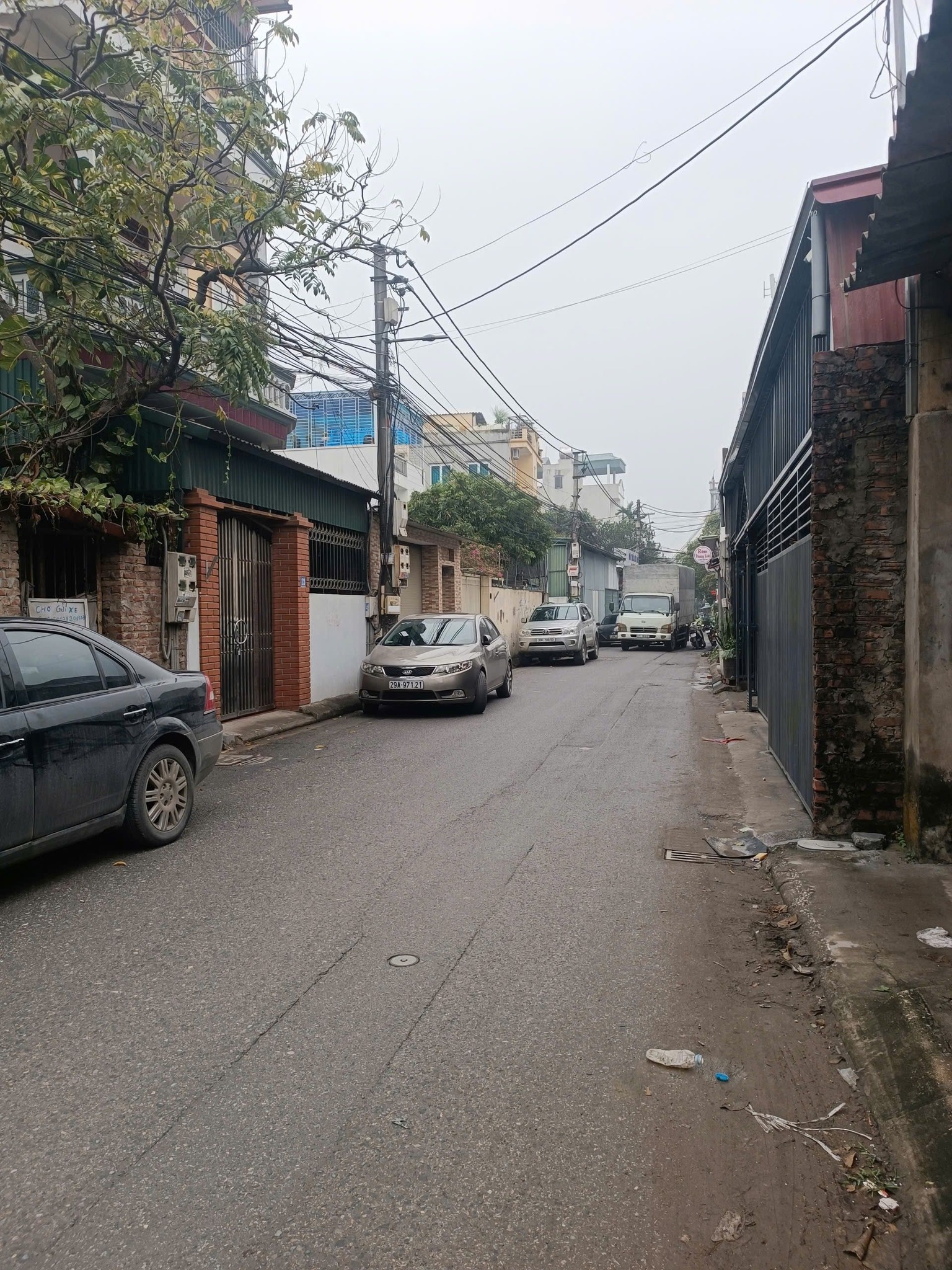 Bán Đất Ngõ 68 Phố Nguyễn Văn Linh 81m2, ngõ thông rộng ô tô tránh, Chủ mới về đầu tư xây tòa 6-7 - Ảnh chính