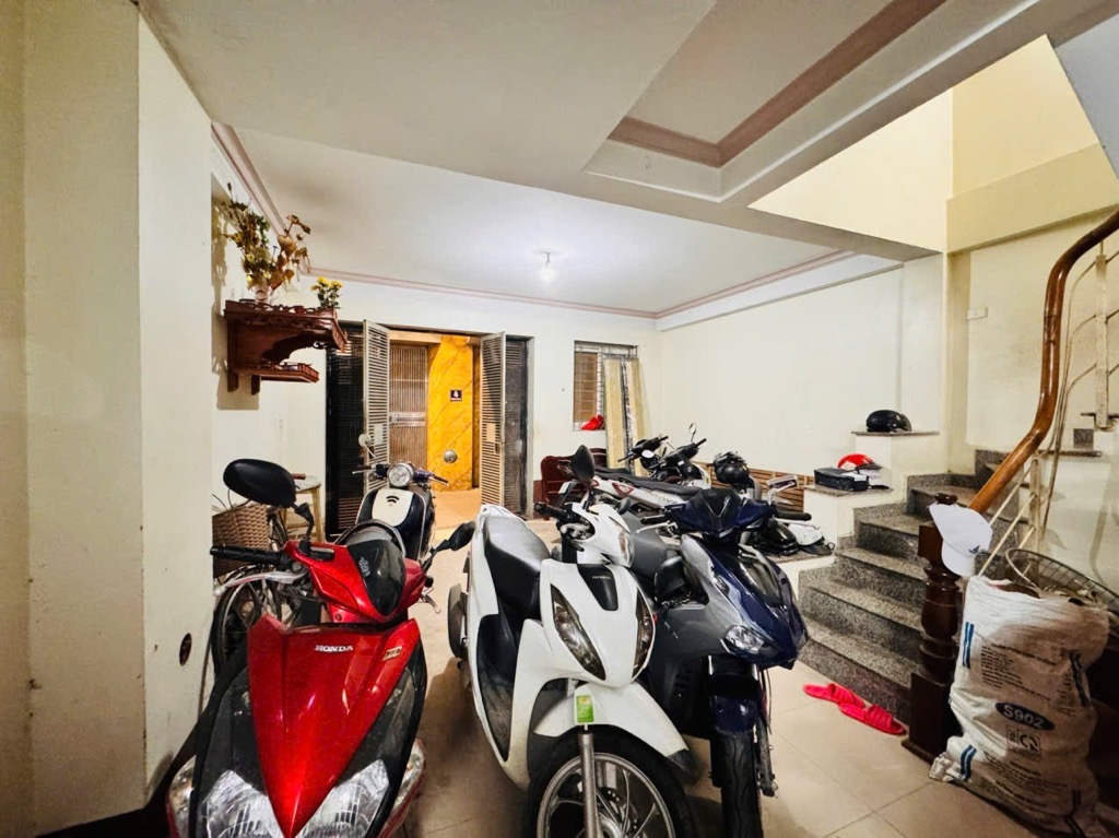 Bán nhà Duy Tân, Cầu GIấy – NGÕ RỘNG, NÔNG, THÔNG, KINH DOANH VIP - 40m2*5T, 8.7 TỶ - Ảnh 3