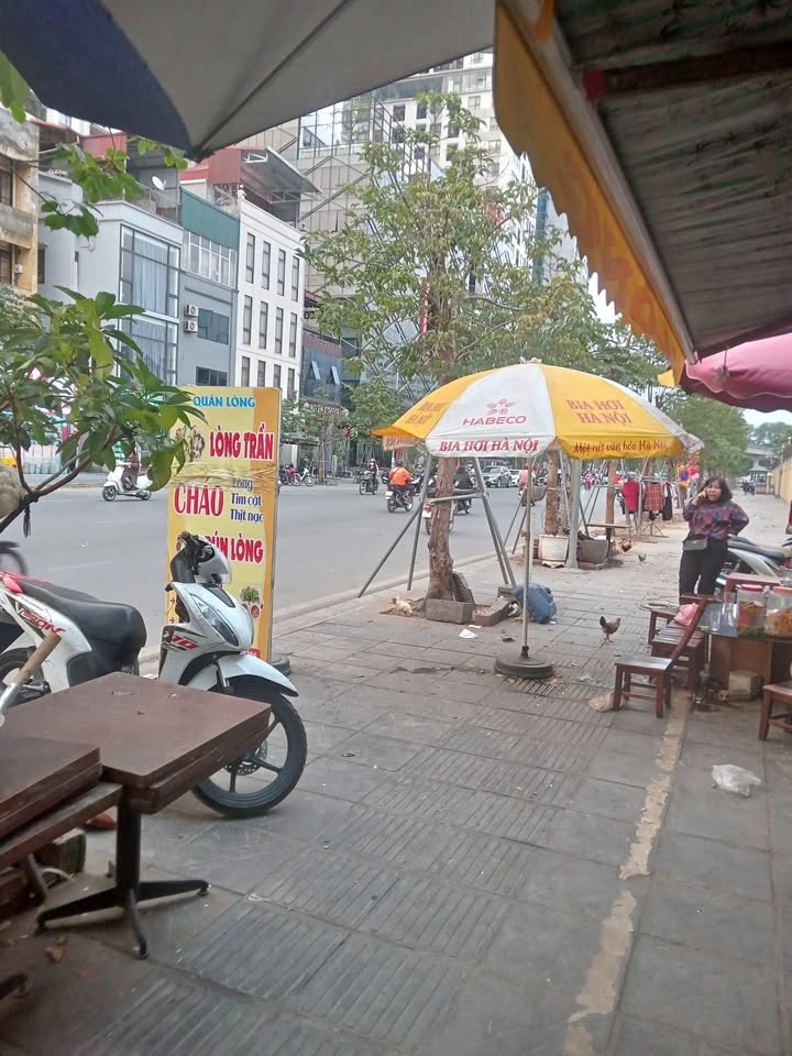 BÁN GẤP NHÀ PHỐ DƯƠNG QUẢNG HÀM, VỈA HÈ, KINH DOANH_DT 70M2, 4TẦNG, MT 5M, 31TỶ - Ảnh chính