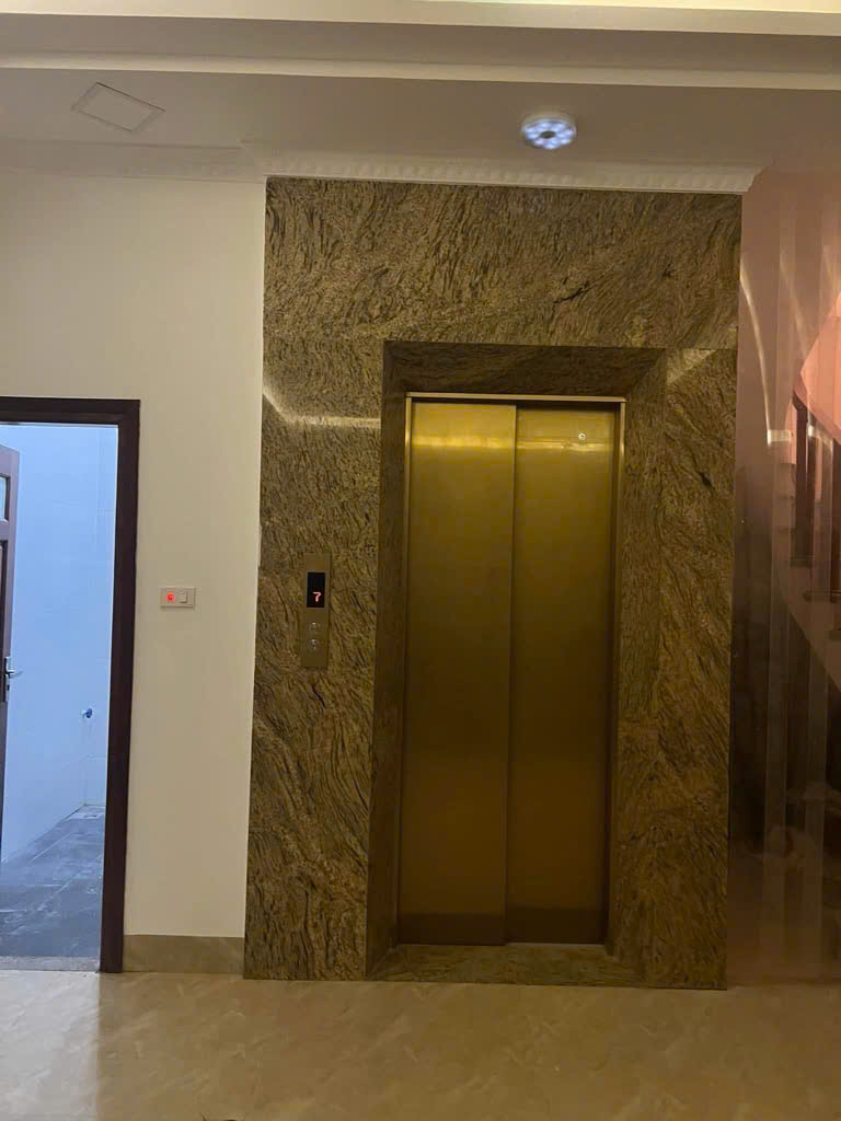 BÁN NHÀ LẠC LONG QUÂN  -  7 TẦNG THANG MÁY    -  MT 5M  -  OTO TRÁNH  -  GẦN PHỐ  -  KINH DOANH ĐỈNH - Ảnh 4