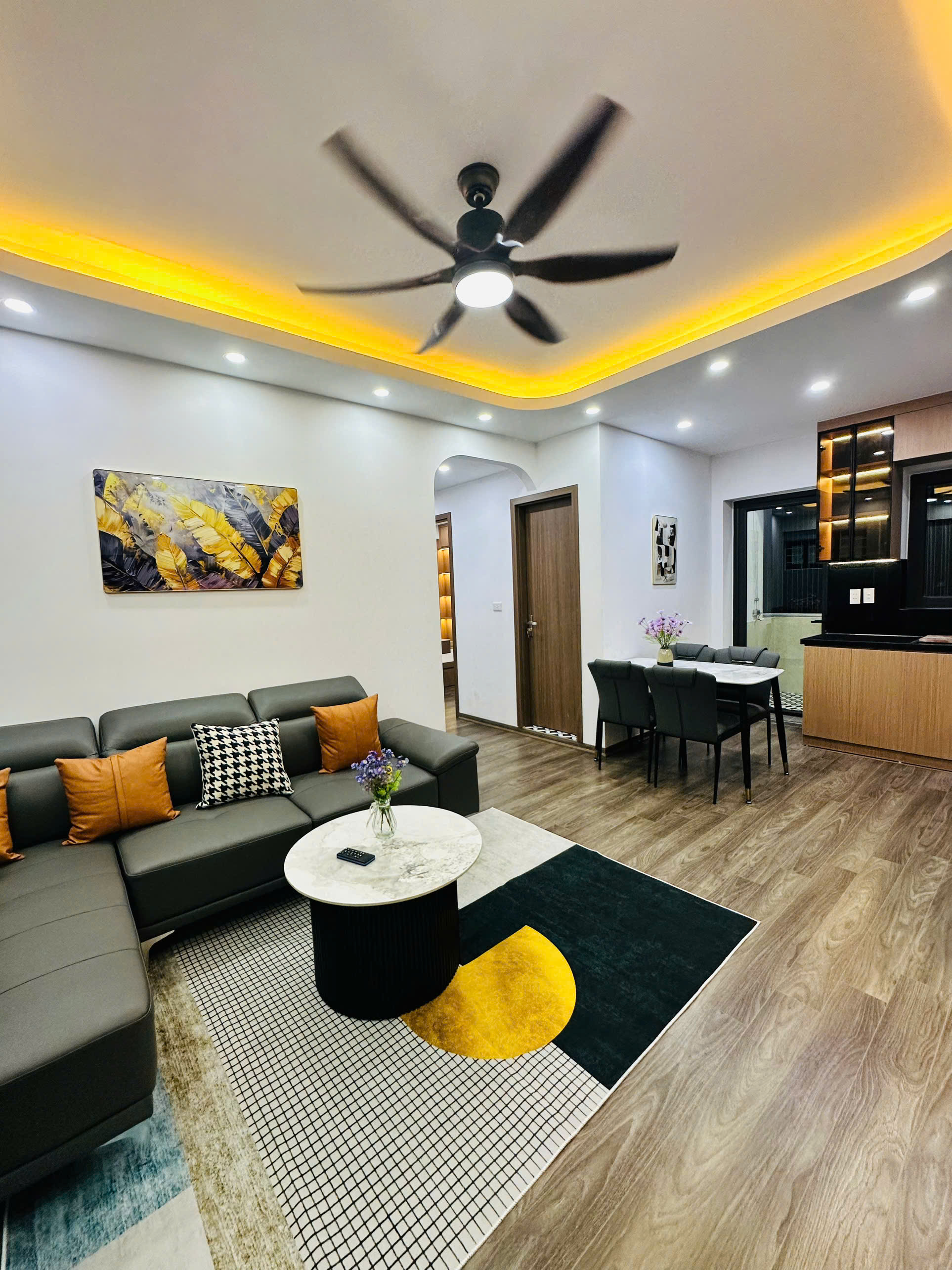 Linh Đàm - Hoàng Mai - Căn hộ chung cư CT4A-X2, sổ đỏ, 70m2 * 3 ngủ, ban công rộng thoáng, view - Ảnh 1