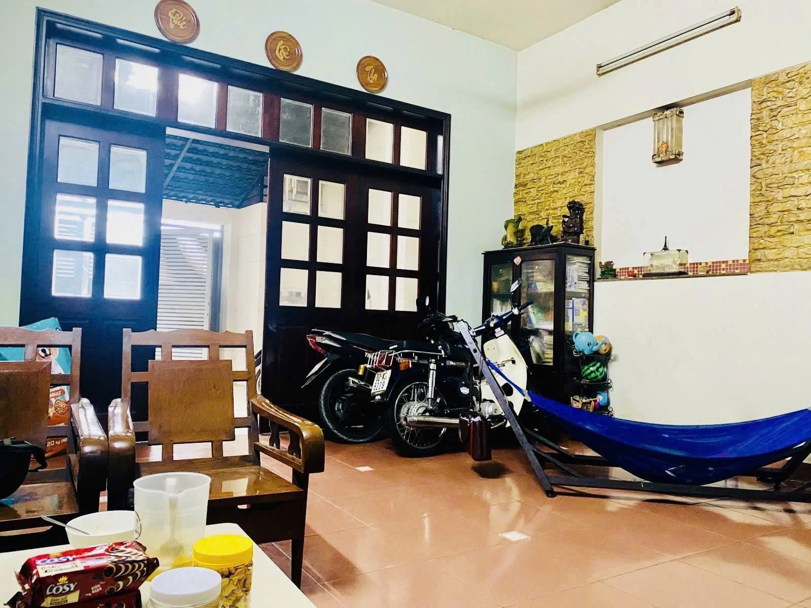 Bán nhà Biệt Thự - Lô góc, đường 10m Tân Hòa Đông, DT: 10x18m, 3 Tầng - 5PN, 15.5 tỷ. - Ảnh 2