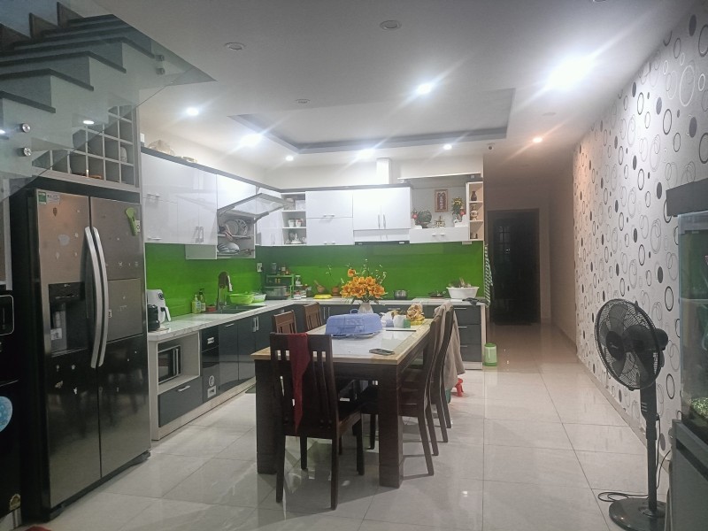 # Mặt Tiền Hàn Thuyên đường 7.5m Hải Châu, 118m2, 4 tầng đẹp xịn, 10.x tỷ - Ảnh chính