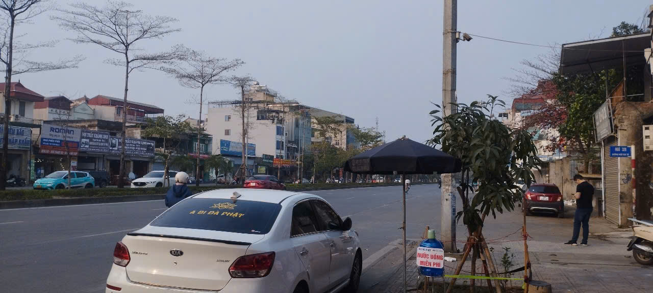 Nhà 1 tầng để kinh doanh ở Ngô Gia Tự - Ảnh 1